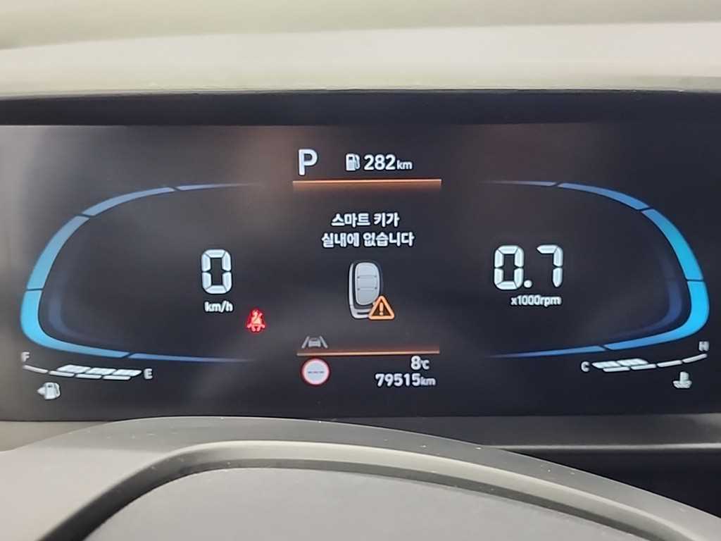 HYUNDAI Casper - Vista 6