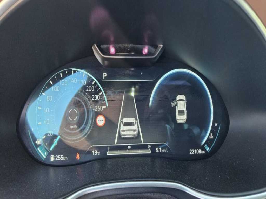 Genesis G80 - Vista 10