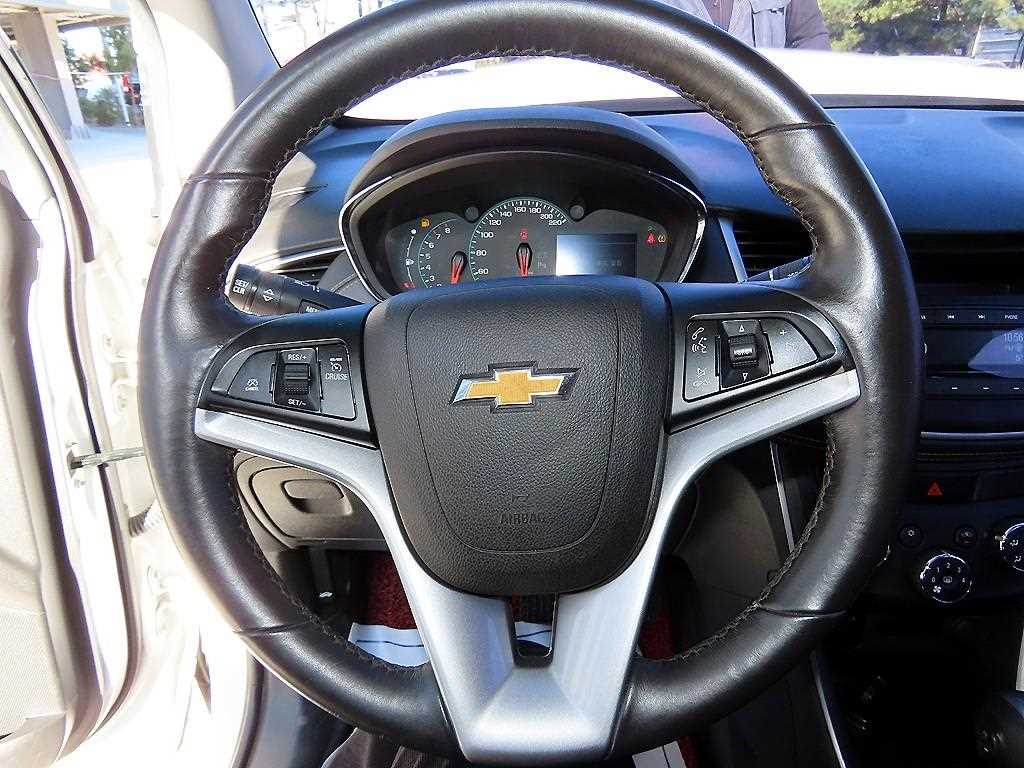 Chevrolet Trax - Vista 8