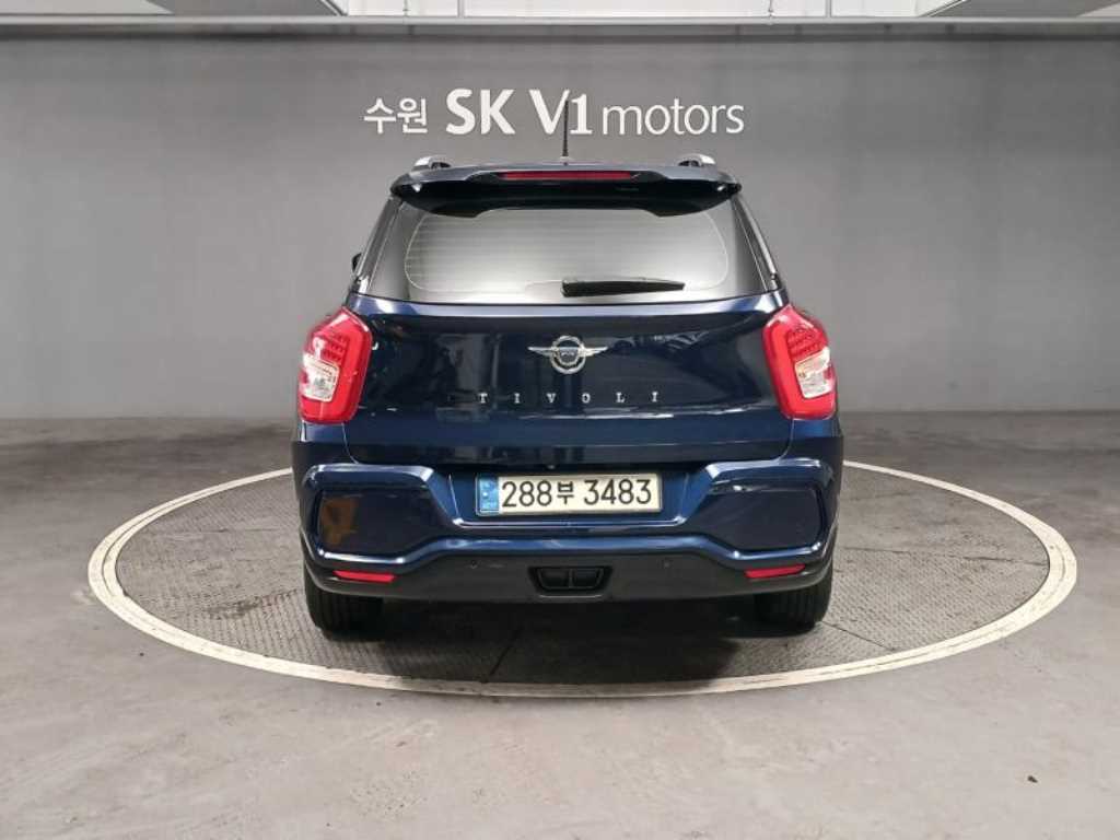 Ssangyong Tivoli - Vista 2