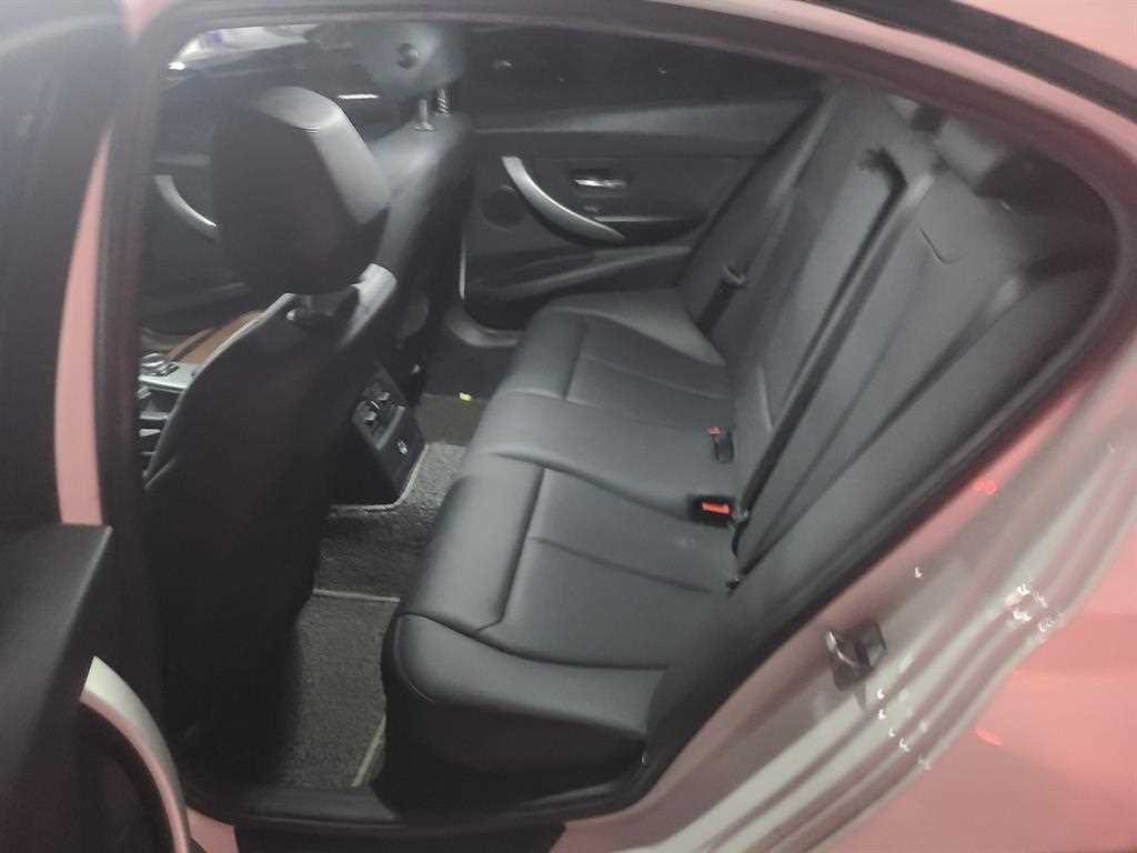 BMW 3 series - Vista 9