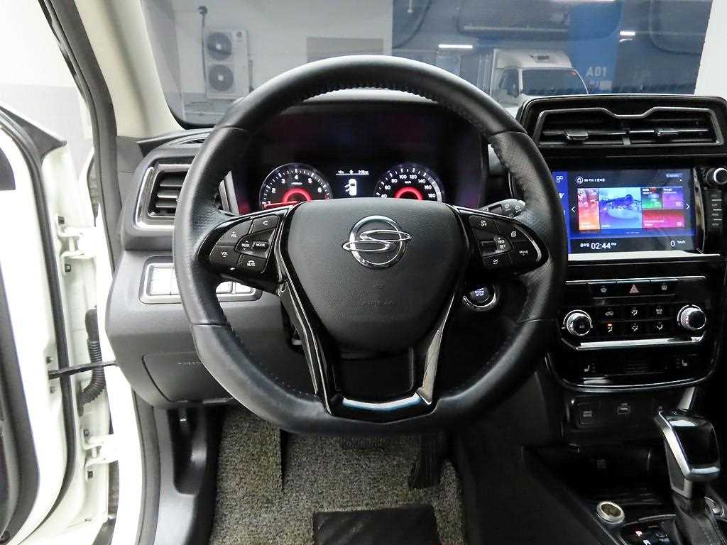 Ssangyong Tivoli - Vista 7