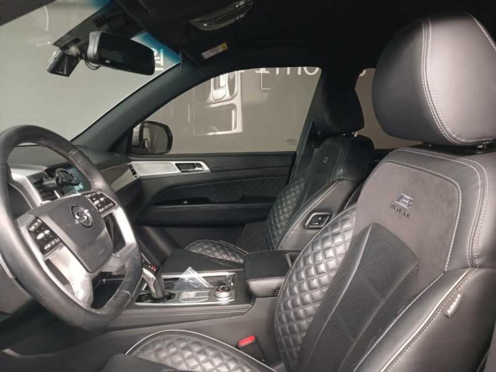 Ssangyong Rexton - Vista 7