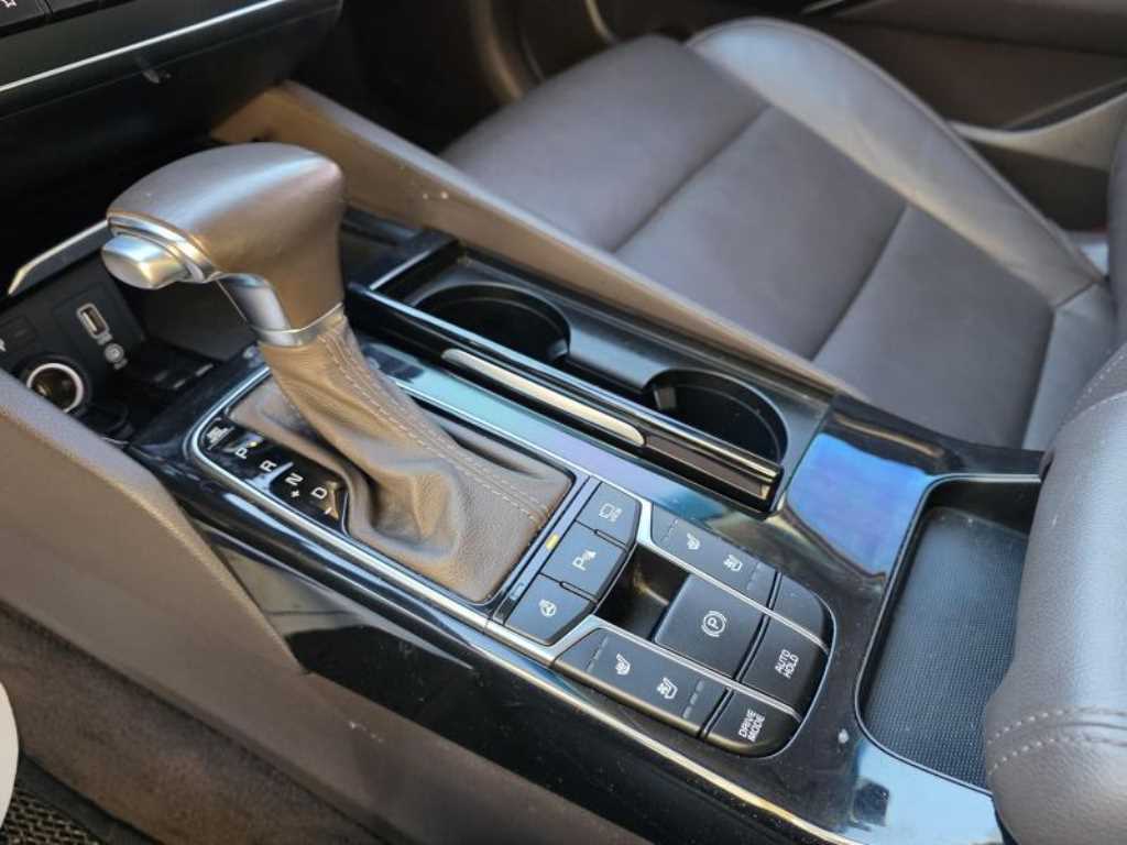 KIA K7 2019 Negro - Importación desde Corea - HF Imports Iquique - Foto 17