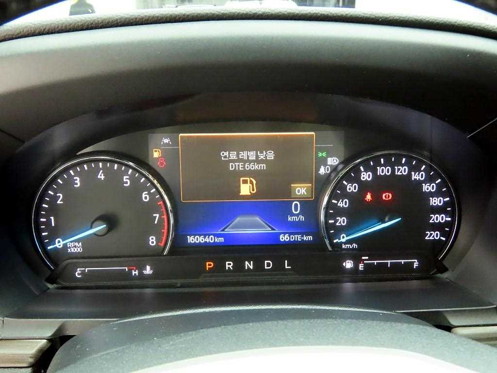 Ford Explorer - Vista 5