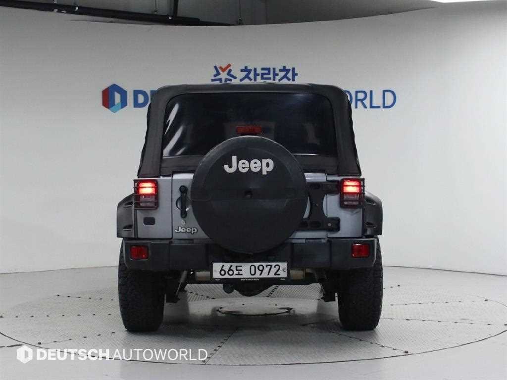 Jeep Wrangler - Vista 4