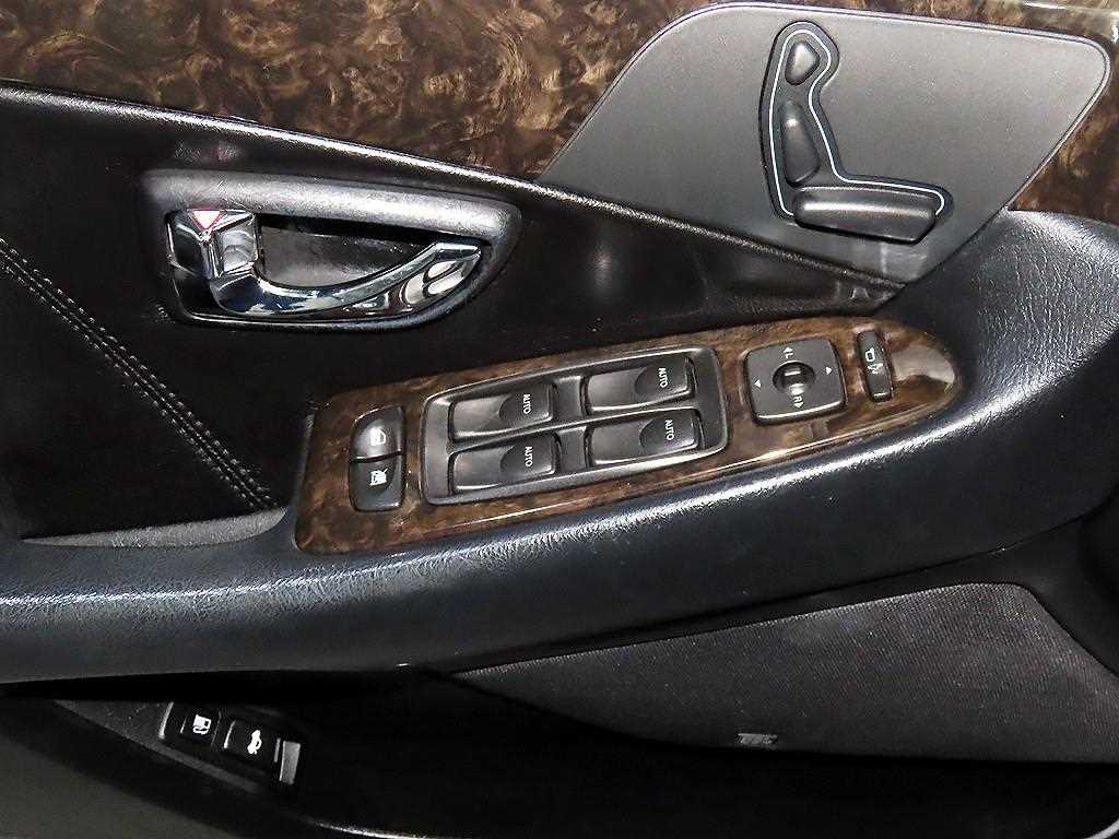 HYUNDAI Equus 2007 Negro - Importación desde Corea - HF Imports Iquique - Foto 14