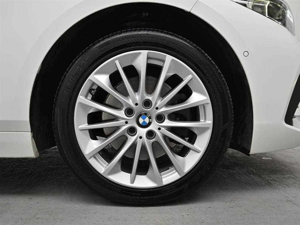 BMW 1 series - Vista 5