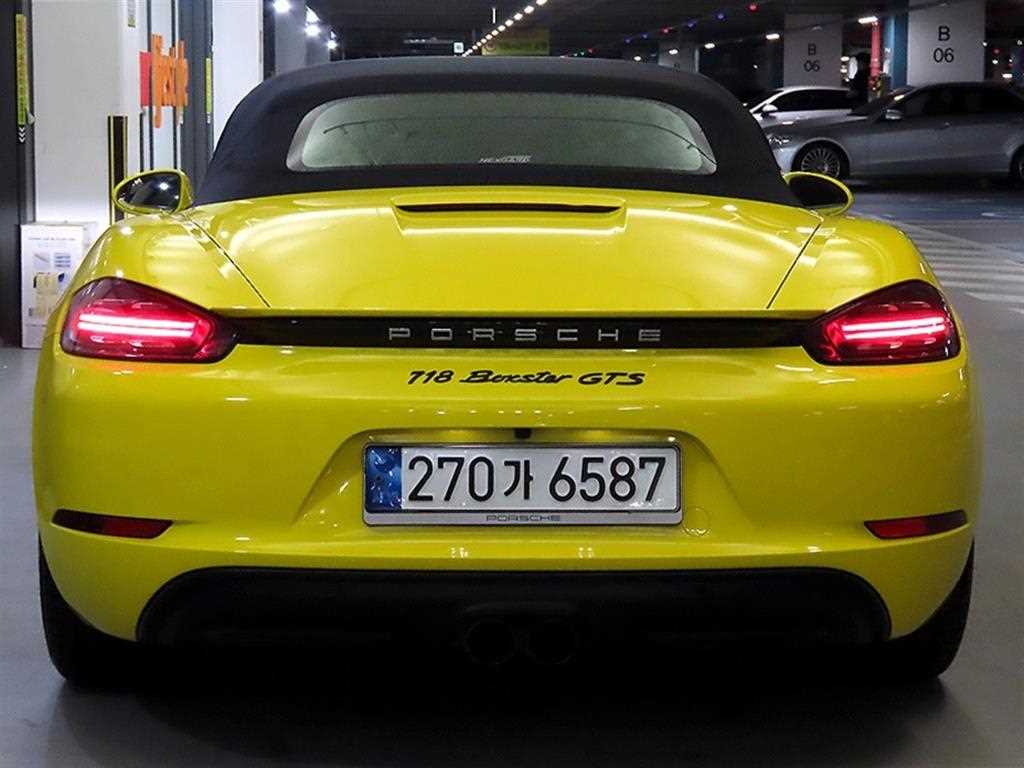 Porsche 718 - Vista 5