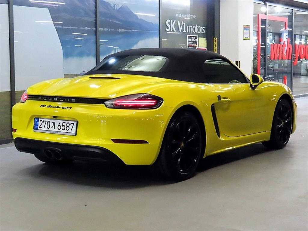 Porsche 718 - Vista 4