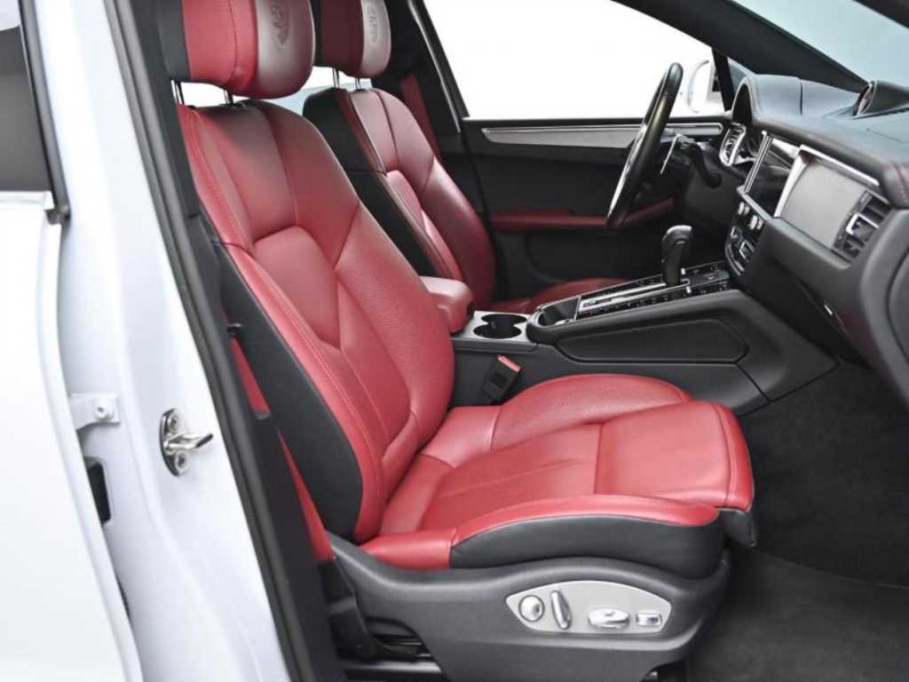 Porsche Macan - Vista 10