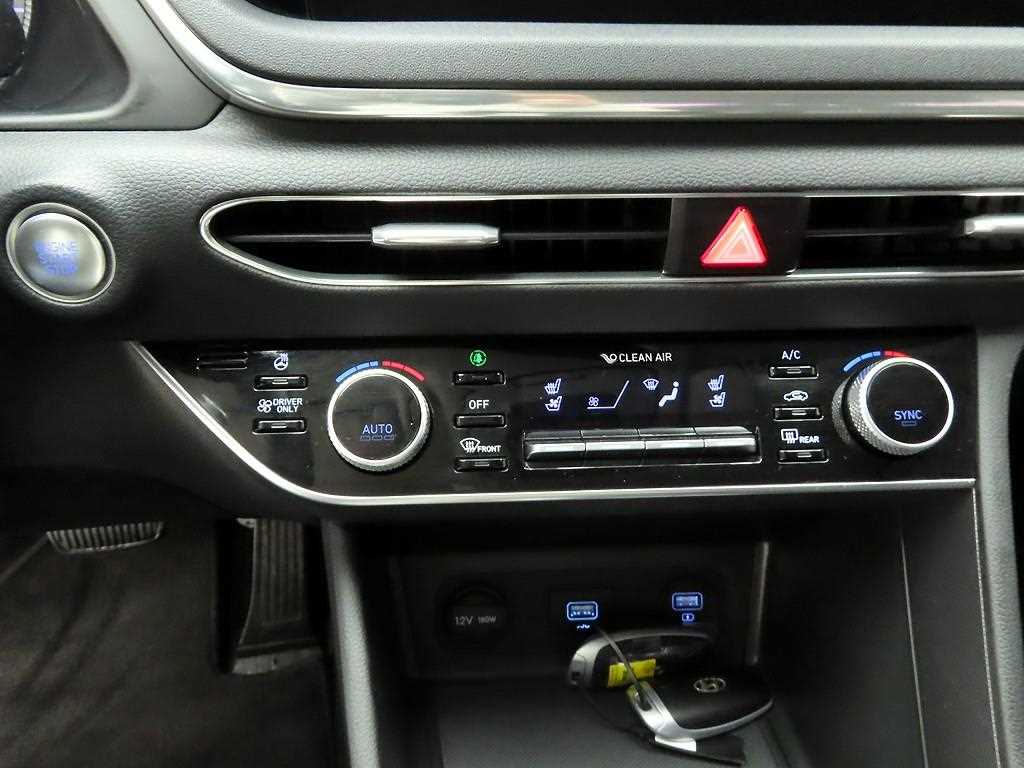 HYUNDAI Sonata - Vista 10