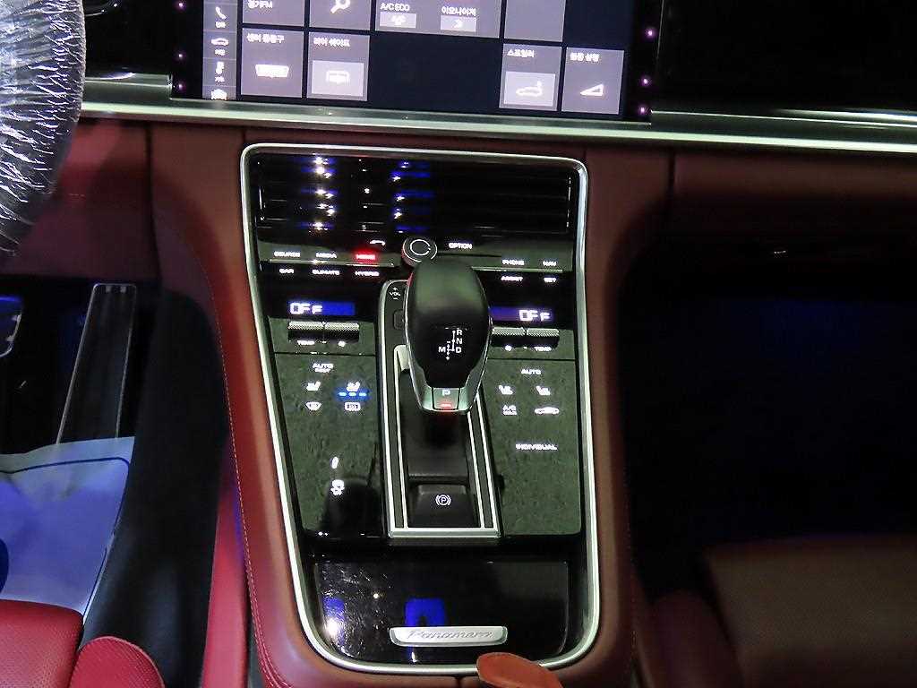 Porsche Panamera - Vista 12