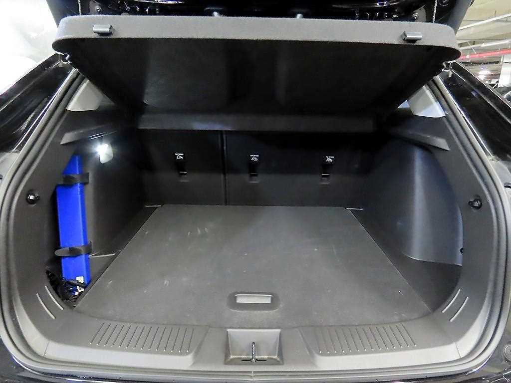 Chevrolet Trax 2025 Negro - Importación desde Corea - HF Imports Iquique - Foto 18