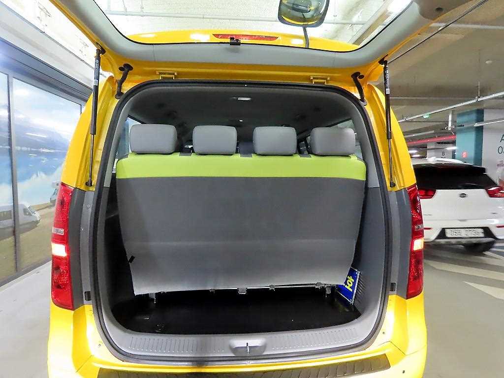 HYUNDAI Starex 2019 Amarillo - Importación desde Corea - HF Imports Iquique - Foto 17