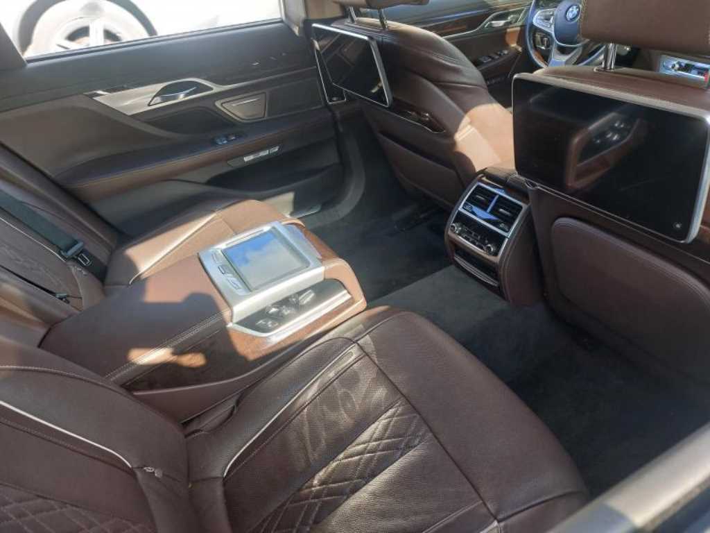 BMW 7 Series 2016 Negro - Importación desde Corea - HF Imports Iquique - Foto 16