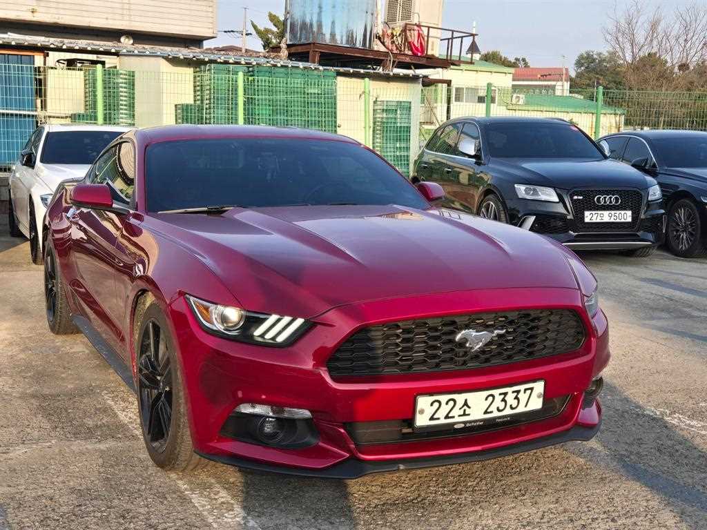 Ford Mustang - Vista 2