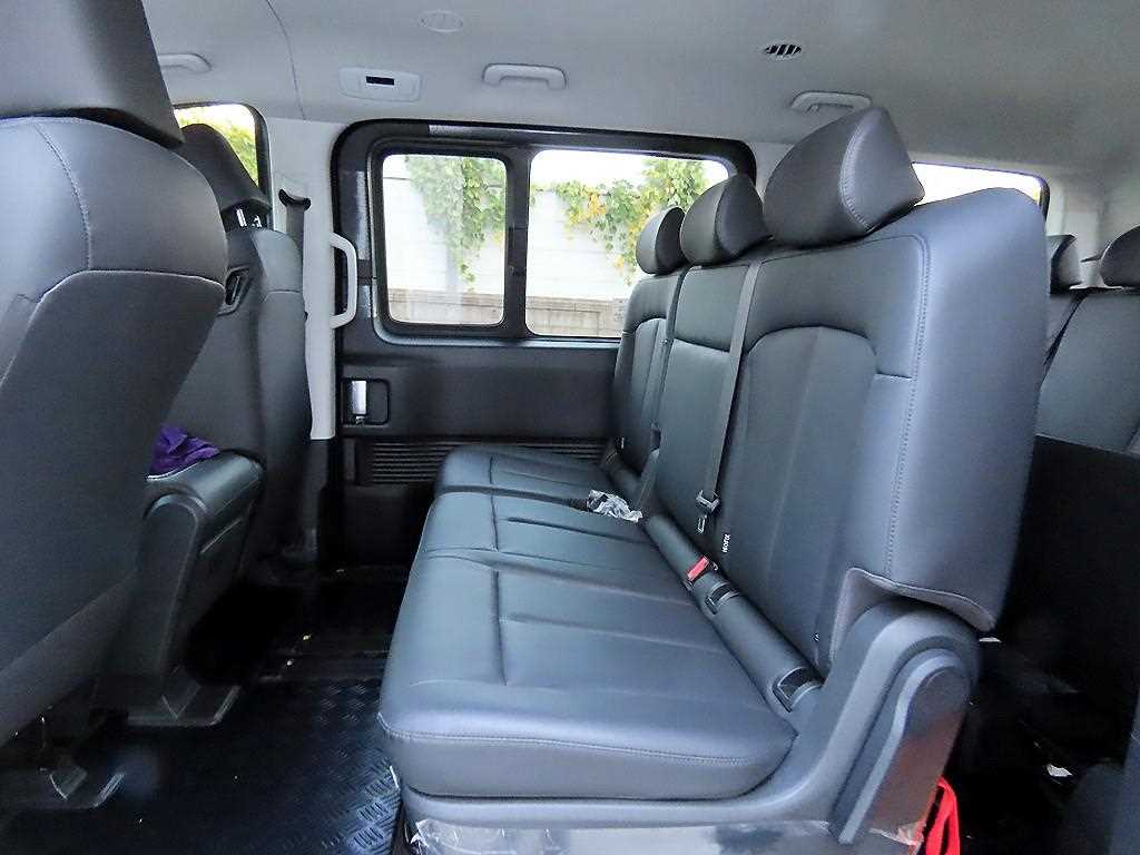 HYUNDAI Staria - Vista 6