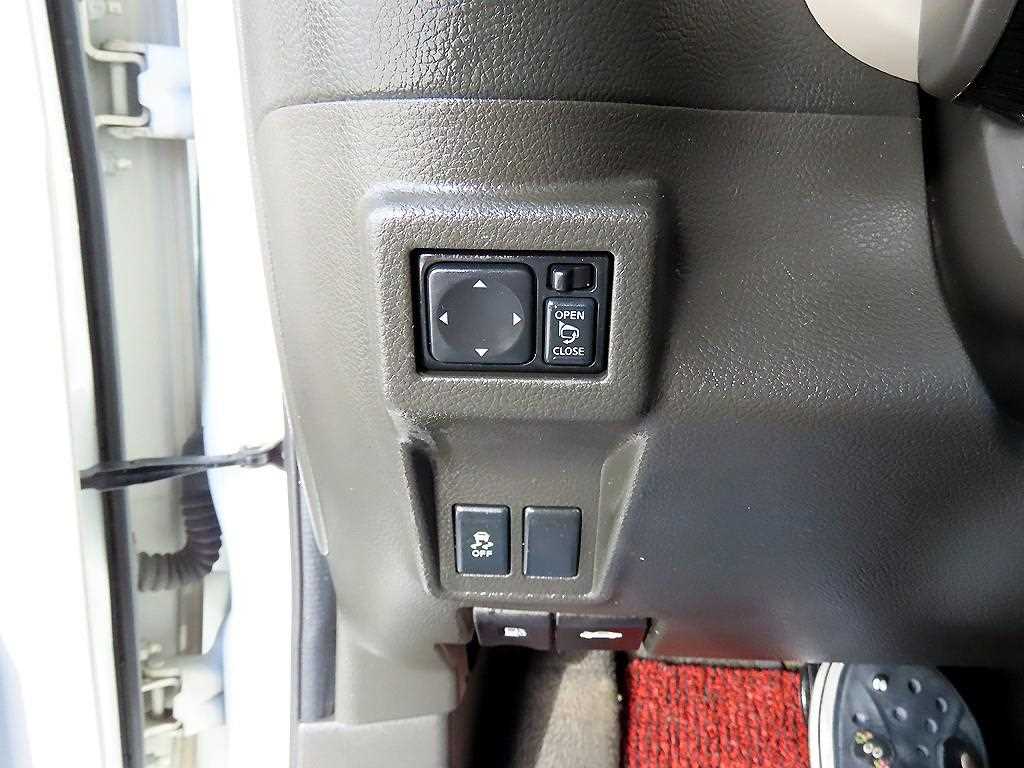 Nissan Cube - Vista 12