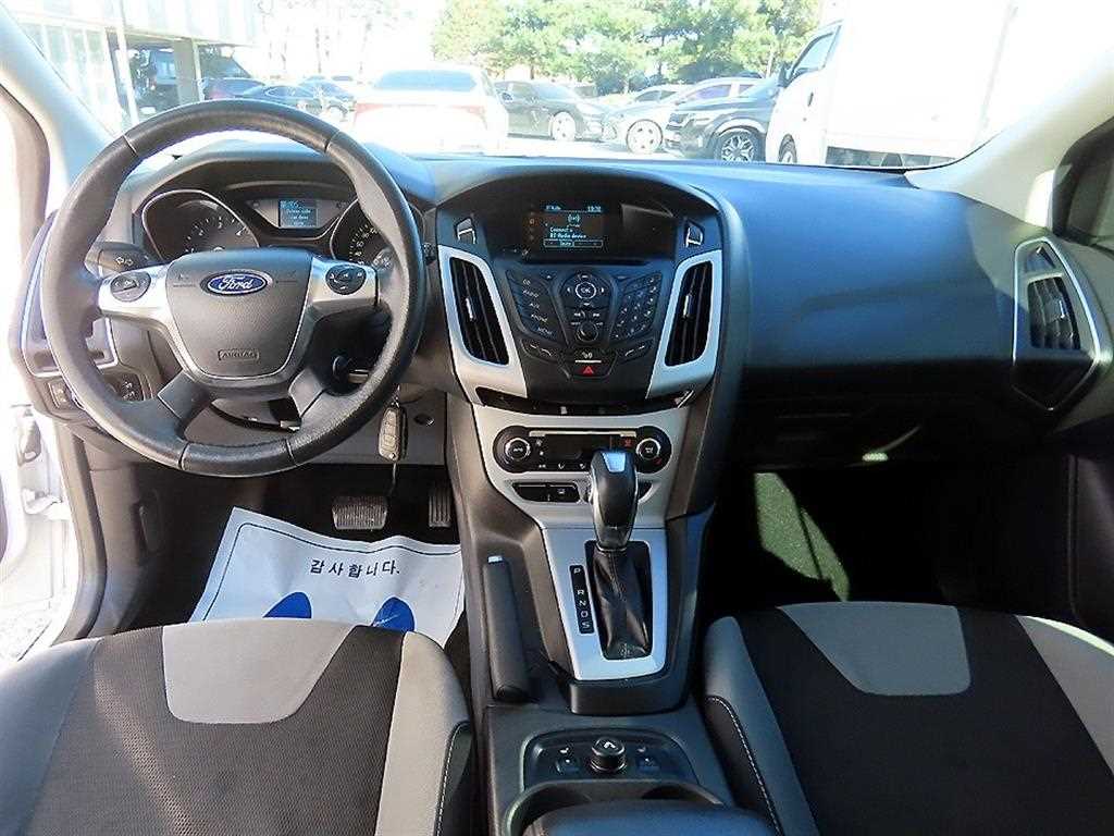 Ford Focus - Vista 7