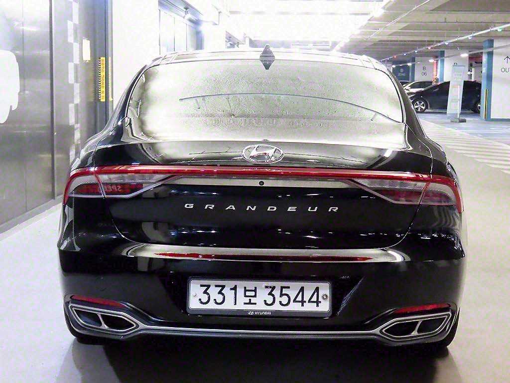 HYUNDAI Grandeur - Vista 5