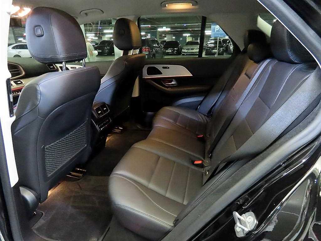 Mercedes Benz GLE Class - Vista 7