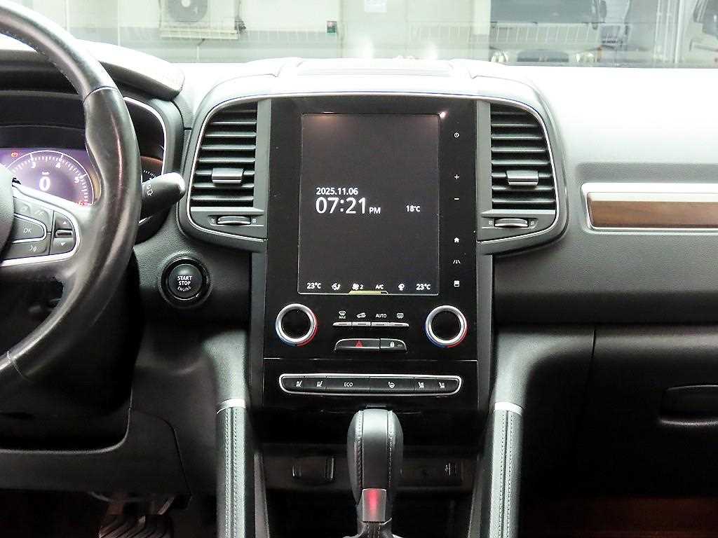 SAMSUNG QM6 - Vista 9