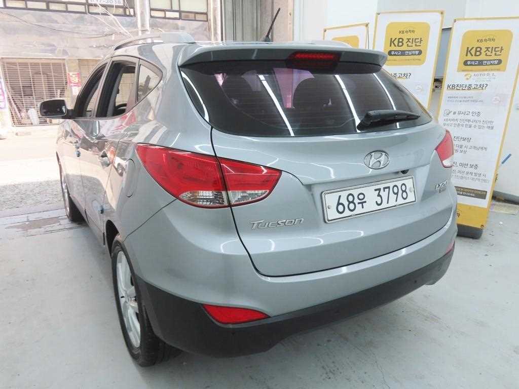 HYUNDAI Tucson - Vista 4