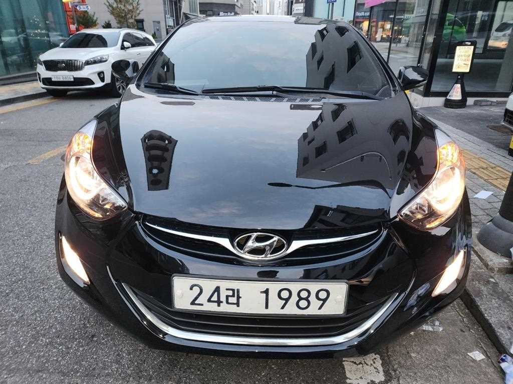HYUNDAI Avante 2011 Negro - Importación desde Corea - HF Imports Iquique - Foto 1