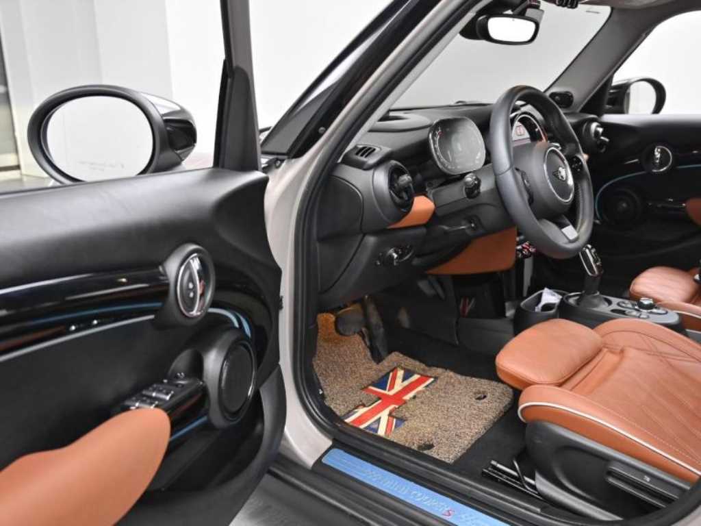 Mini Cooper - Vista 11