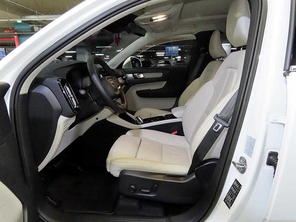 Volvo XC40 - Vista 6