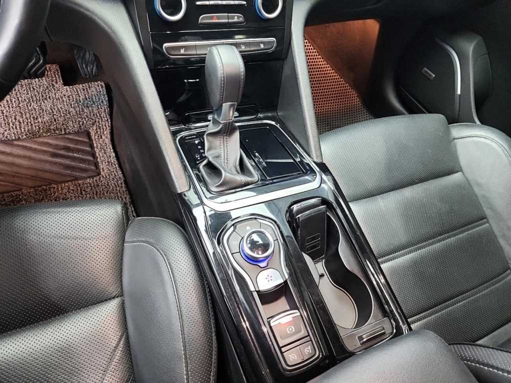 SAMSUNG SM6 - Vista 8