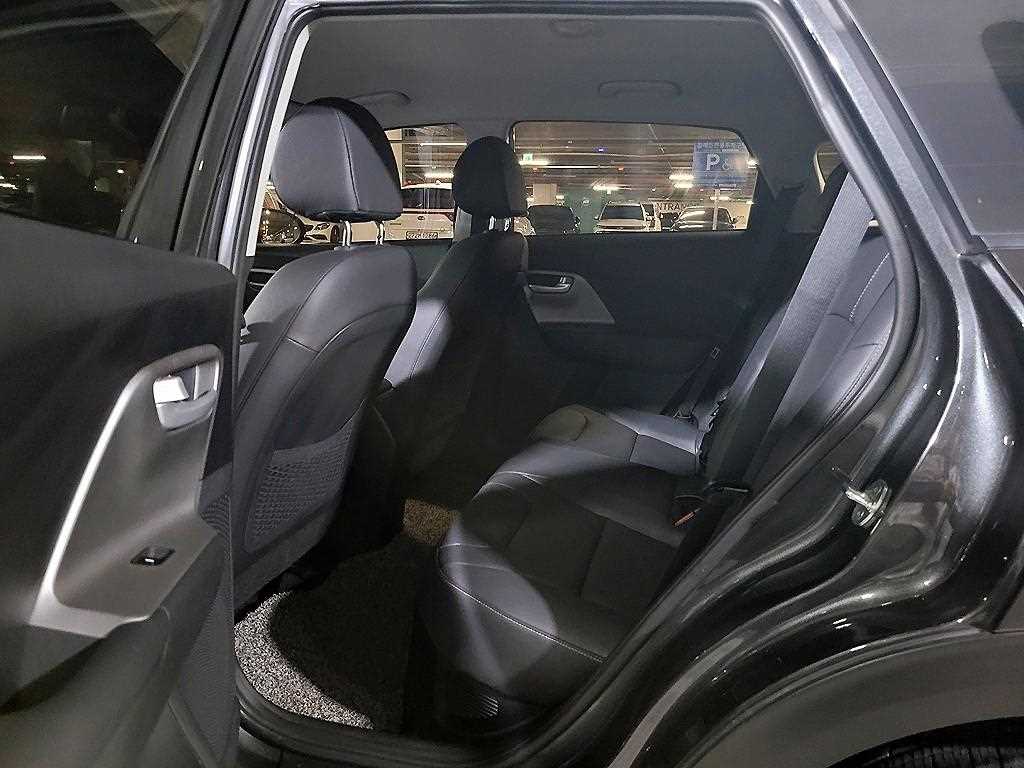 KIA Niro - Vista 8