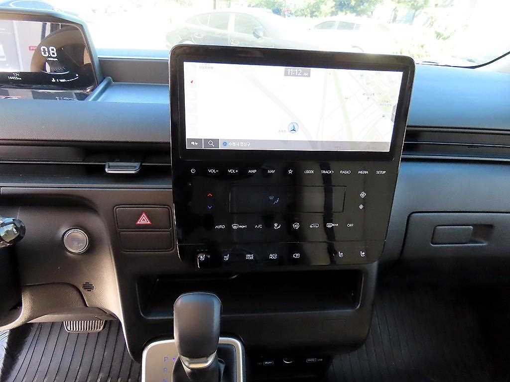 HYUNDAI Staria - Vista 12