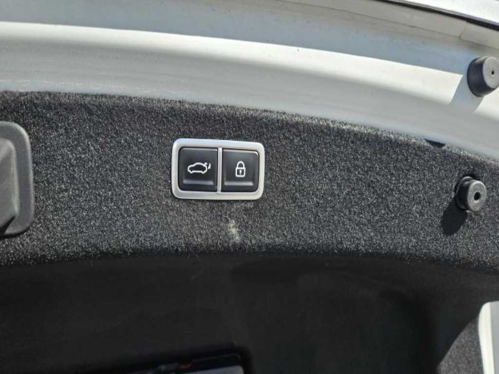 Genesis G80 2022 Blanco - Importación desde Corea - HF Imports Iquique - Foto 14