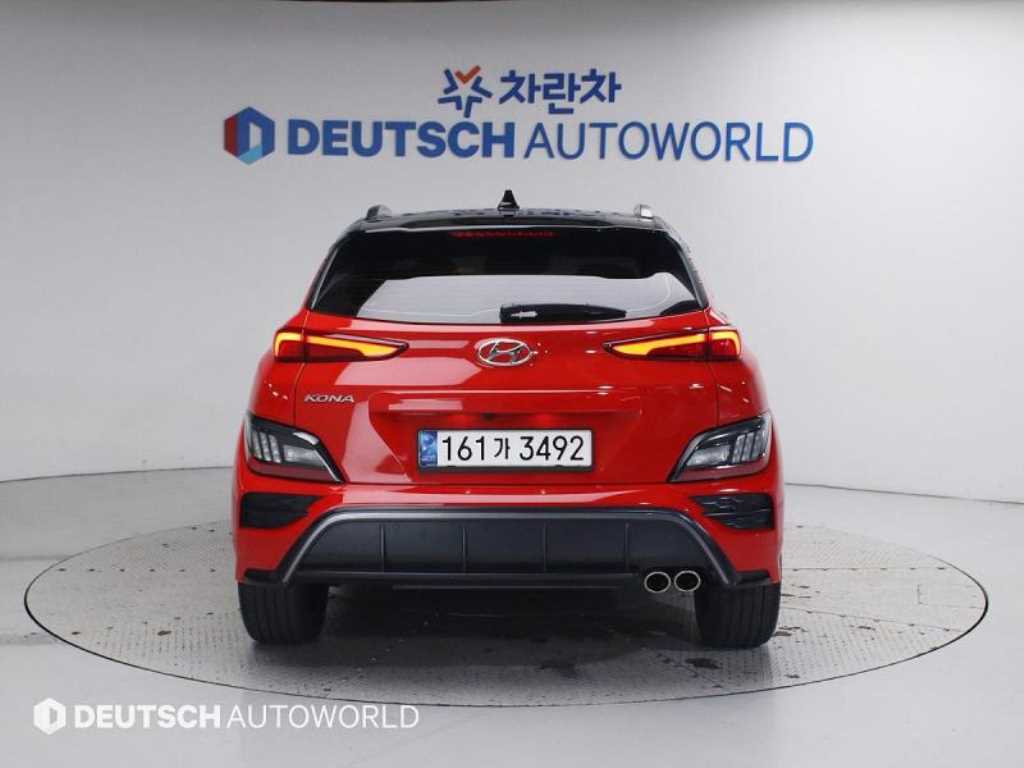 HYUNDAI Kona - Vista 4
