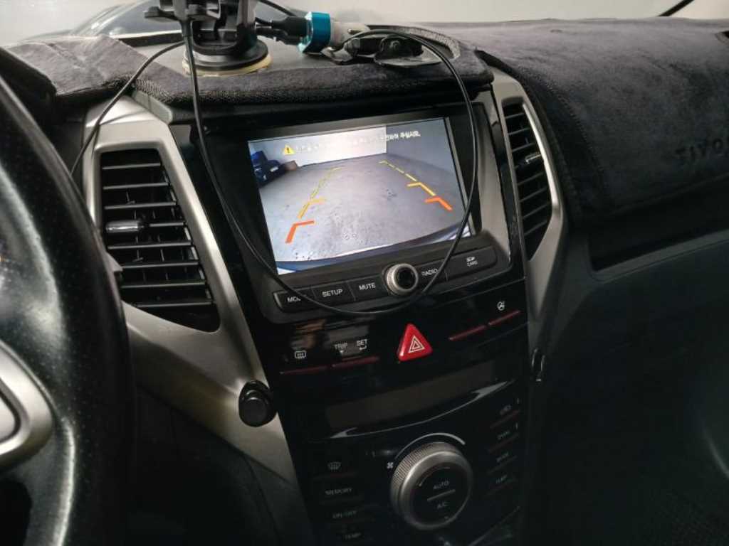 Ssangyong Tivoli 2016 Azul - Importación desde Corea - HF Imports Iquique - Foto 14