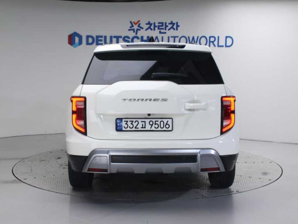 Ssangyong Torres - Vista 4