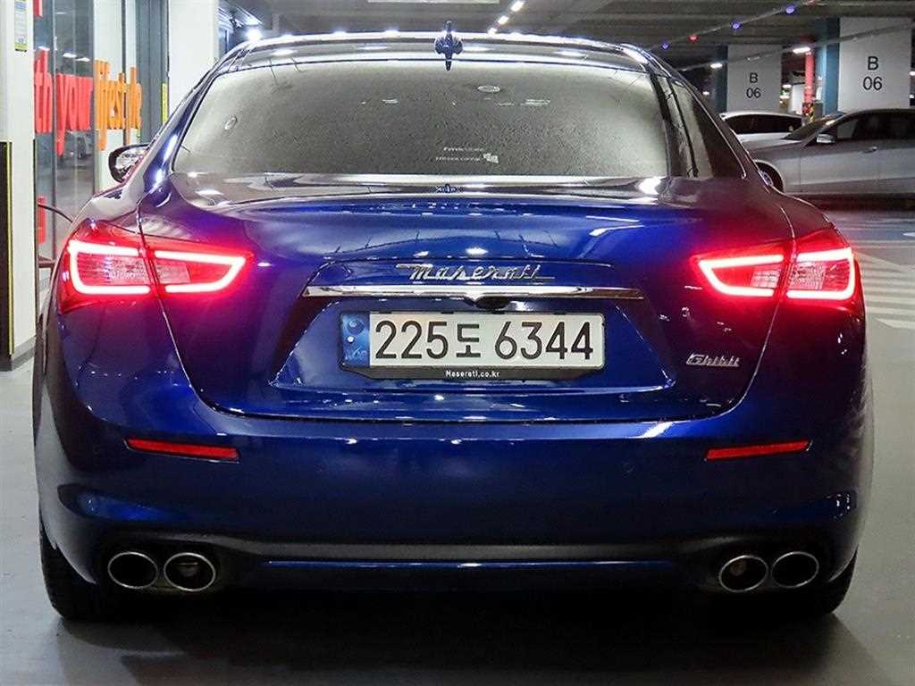 Maserati Ghibli - Vista 5