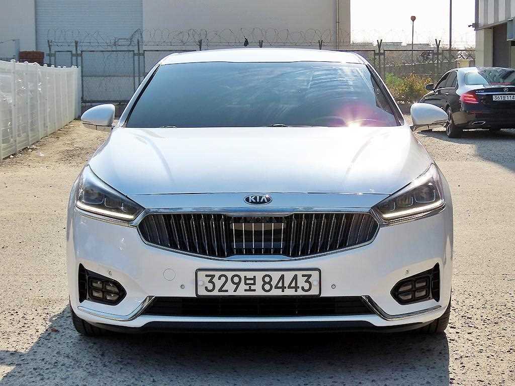 KIA K7 2018 Blanco - Importación desde Corea - HF Imports Iquique - Foto 1