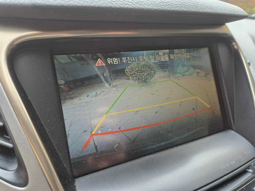 HYUNDAI Grandeur - Vista 10