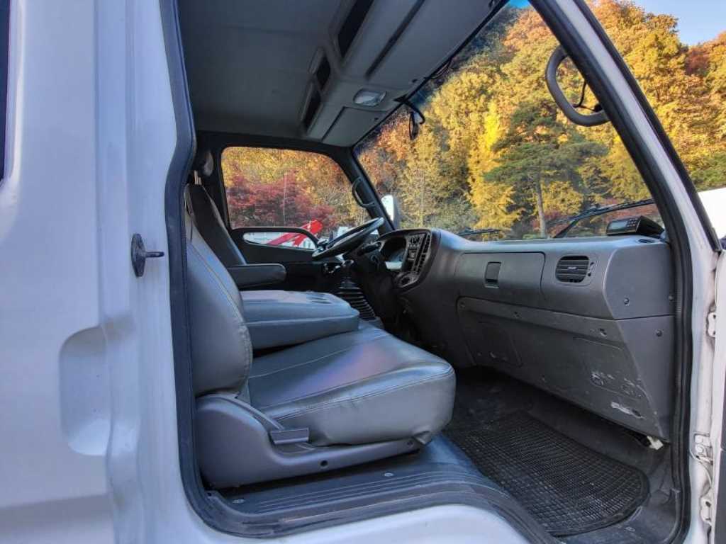 medium and large cargo Lekka - Vista 9