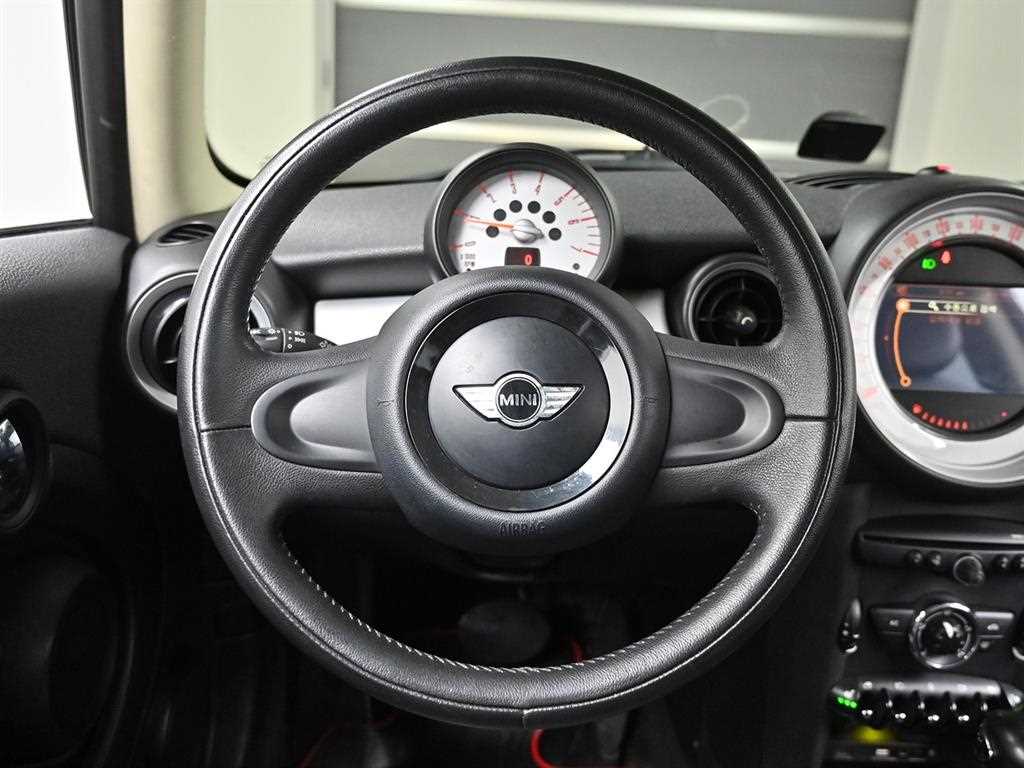 Mini Cooper 2013 the color of pearl - Importación desde Corea - HF Imports Iquique - Foto 13