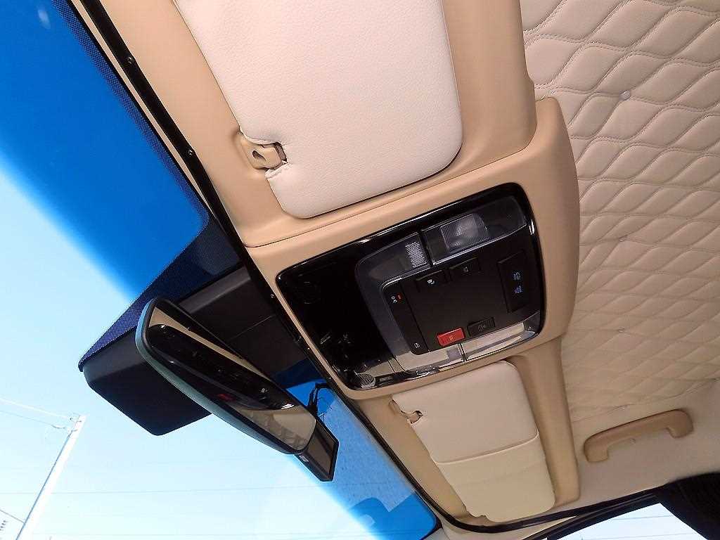 HYUNDAI Staria 2023 Blanco - Importación desde Corea - HF Imports Iquique - Foto 13