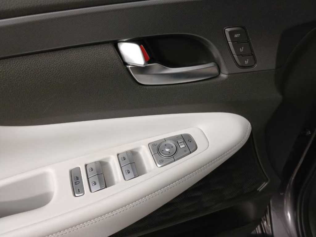 HYUNDAI Santa Fe - Vista 9