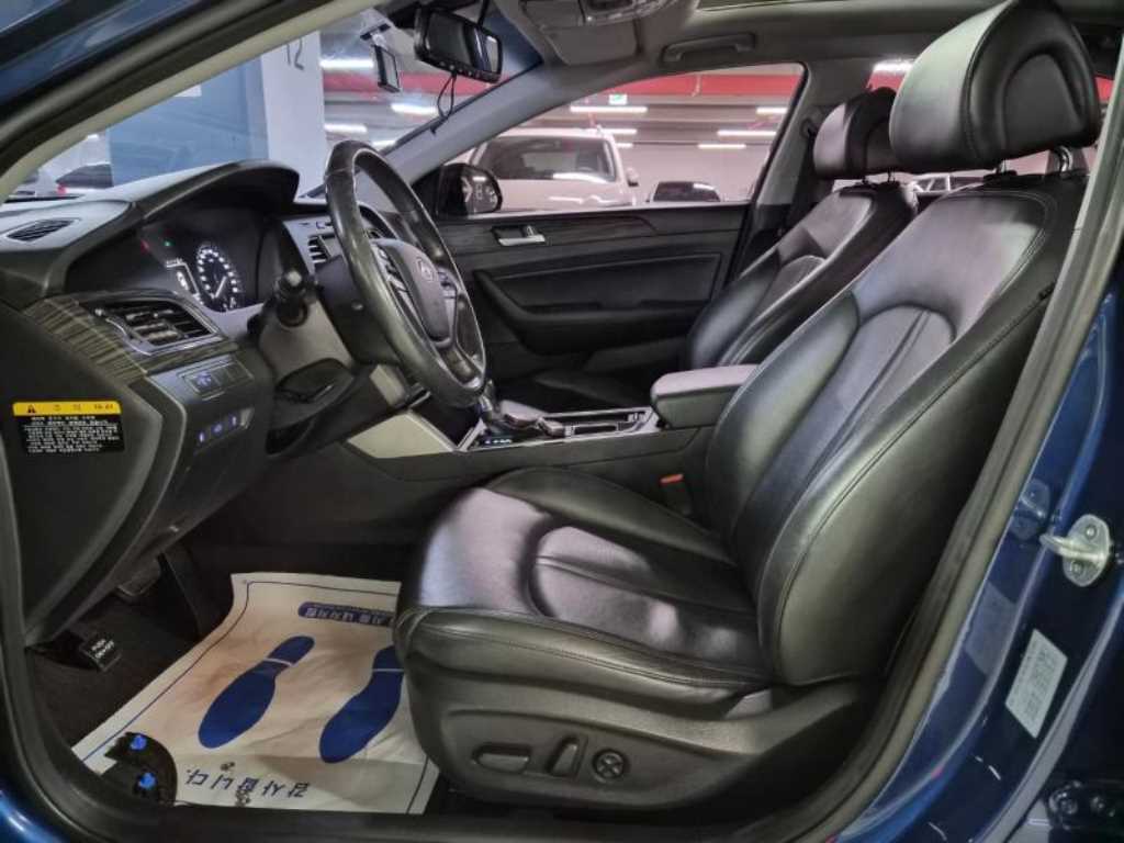 HYUNDAI Sonata - Vista 8