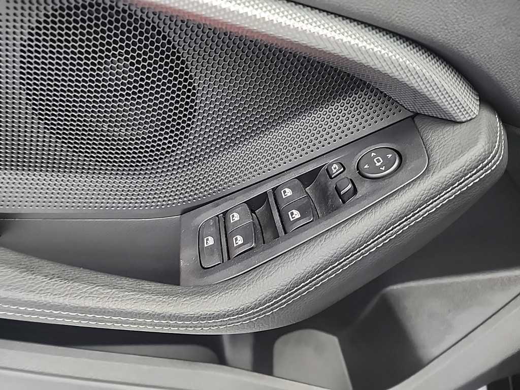 BMW 1 series 2022 - Importación desde Corea - HF Imports Iquique - Foto 17