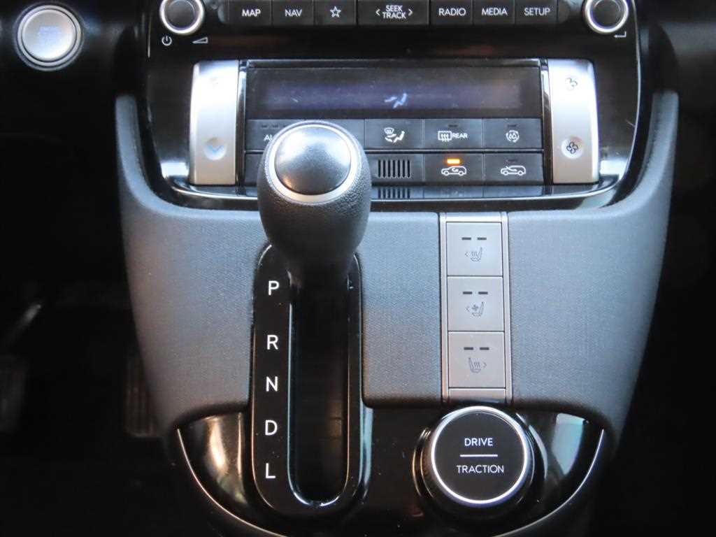 HYUNDAI Casper - Vista 9