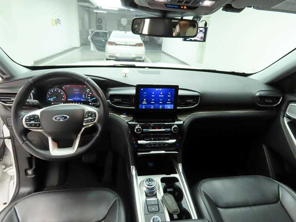 Ford Explorer - Vista 7