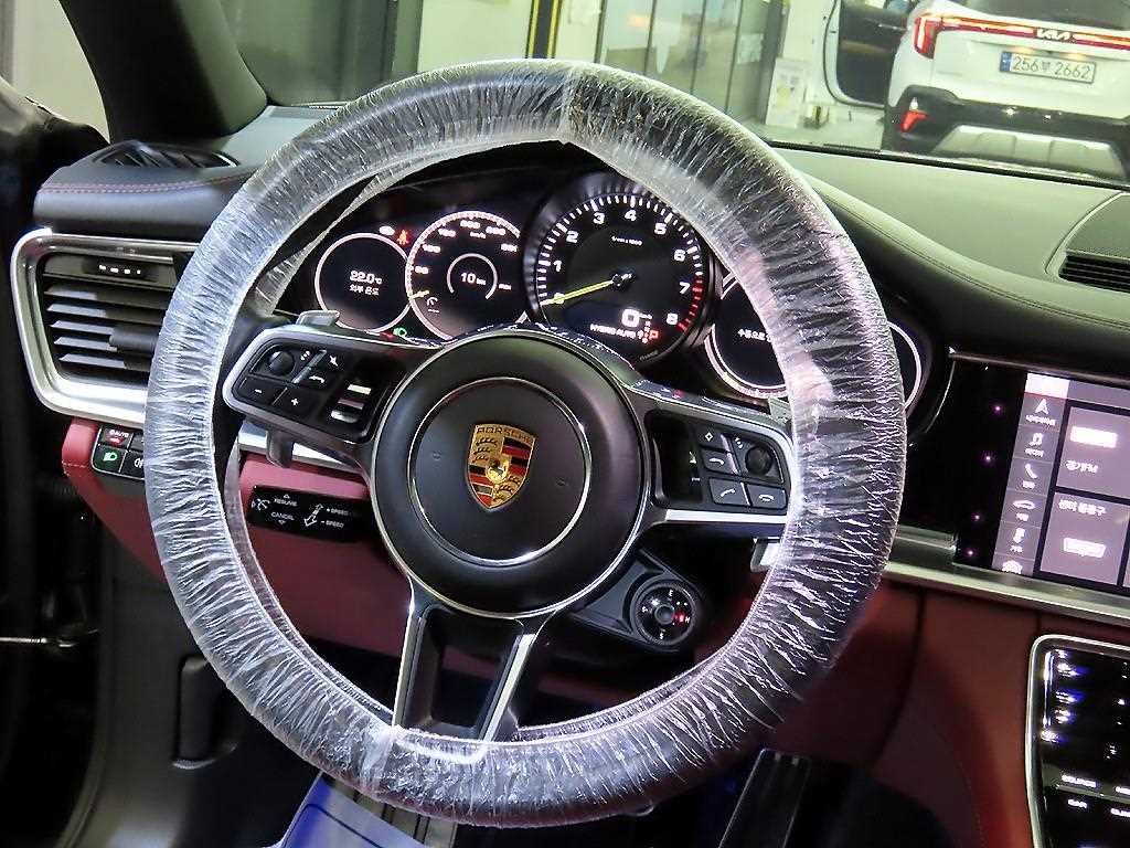 Porsche Panamera - Vista 8